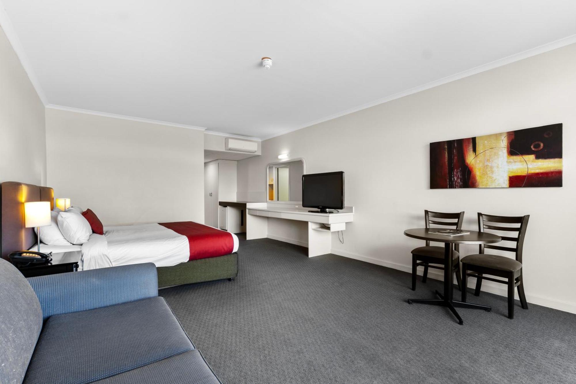 Comfort Hotel Adelaide Meridien North Adelaide Exterior photo