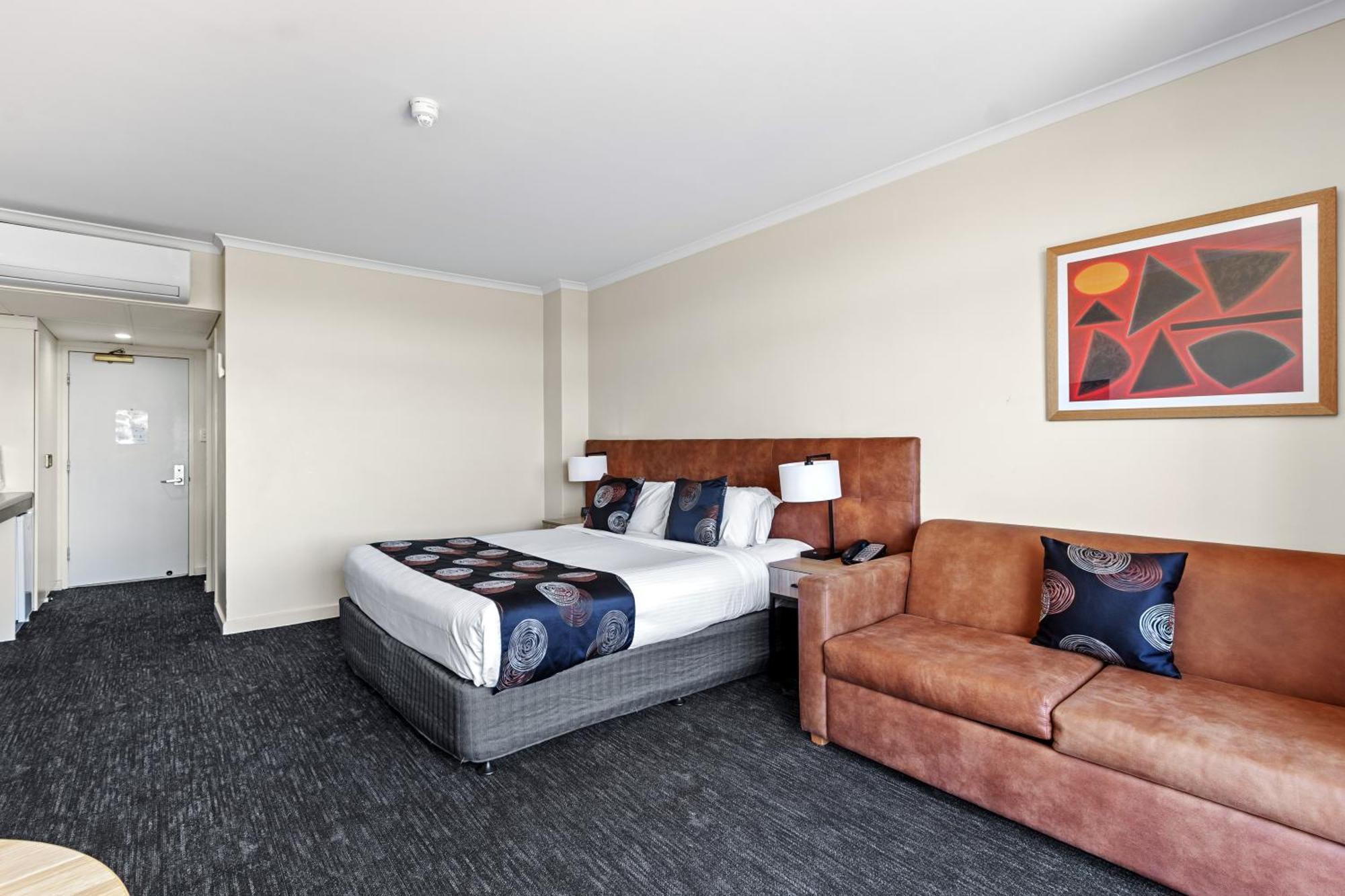 Comfort Hotel Adelaide Meridien North Adelaide Exterior photo